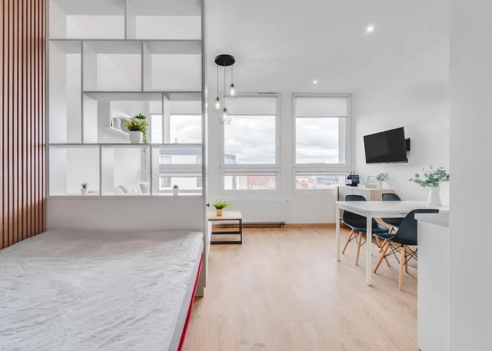 5Th Floor Apartment